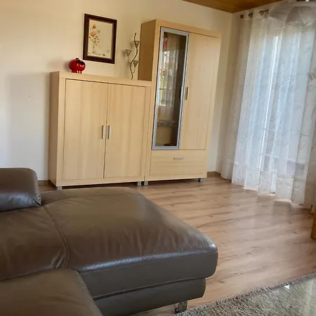 Apartment Schwinger *