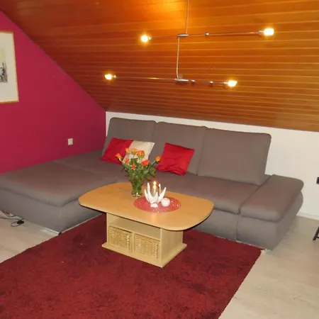 Schwinger Apartment Bobrach